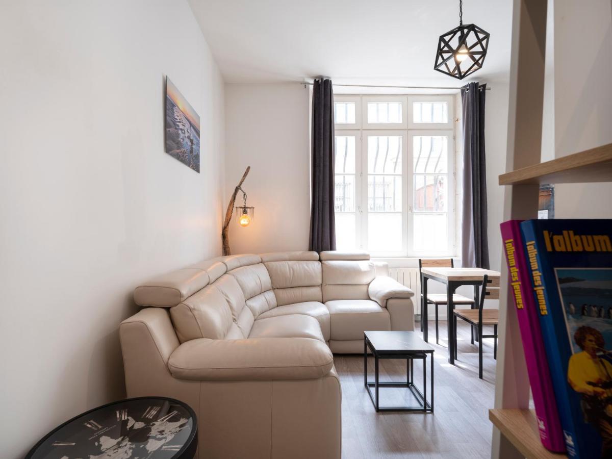 Le Plaisant De Montesquieu - Appt Centre De Nancy Bagian luar foto